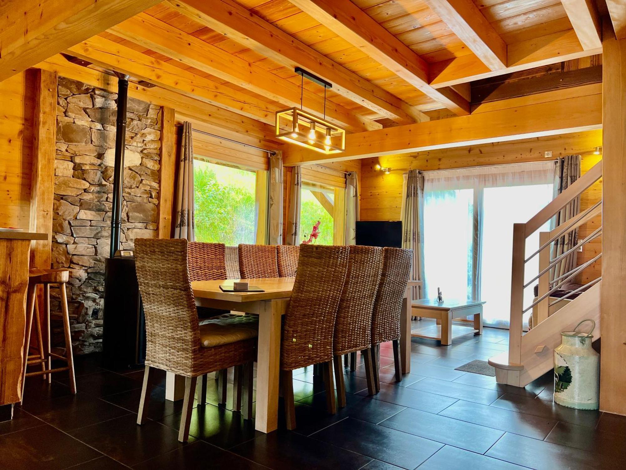 Logis Hotel, Chalets Et Restaurant Les Chatelmines Ла Брес Екстериор снимка