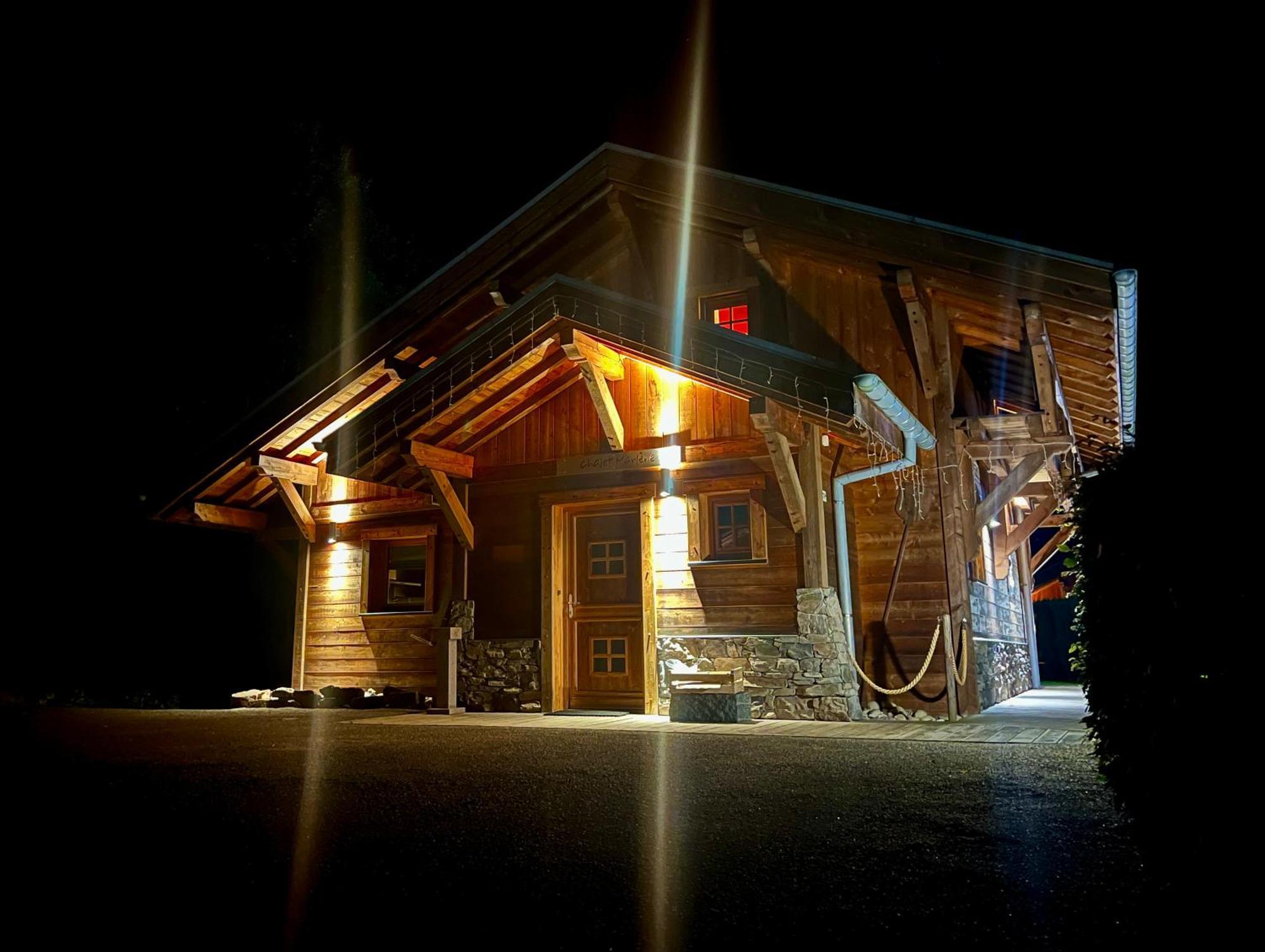 Logis Hotel, Chalets Et Restaurant Les Chatelmines Ла Брес Екстериор снимка
