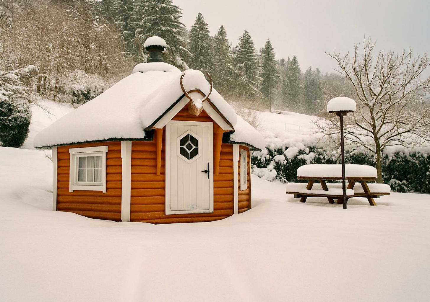 Logis Hotel, Chalets Et Restaurant Les Chatelmines Ла Брес Екстериор снимка